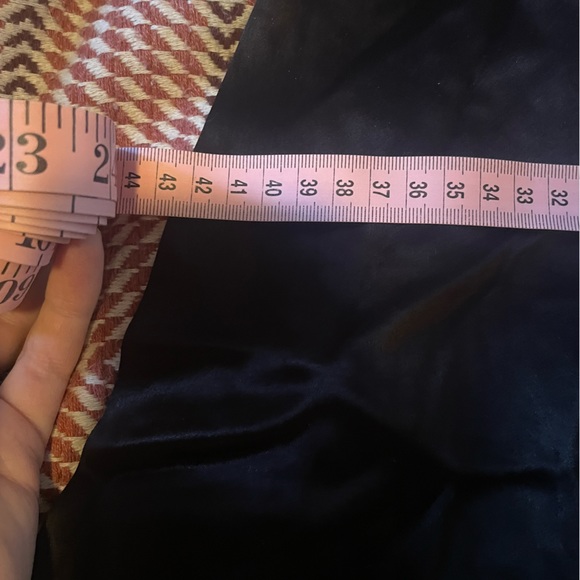 Quiet Luxury Tailored Silk Wide leg Trousers (in Black) - Picture 5 of 10